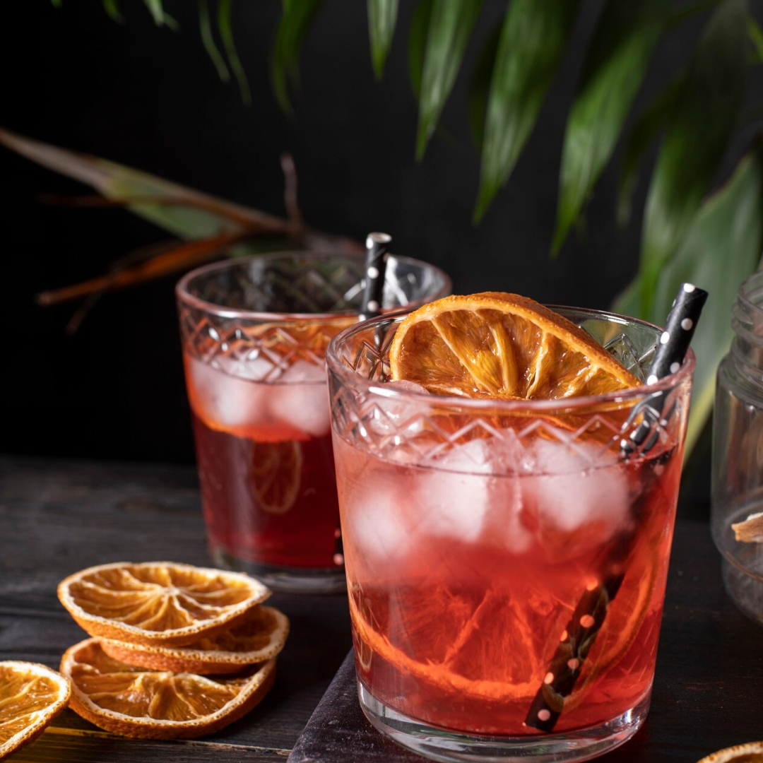 Syropy barmańskie – przewodnik po smakach, zastosowaniu i najlepszych dodatkach do drinków